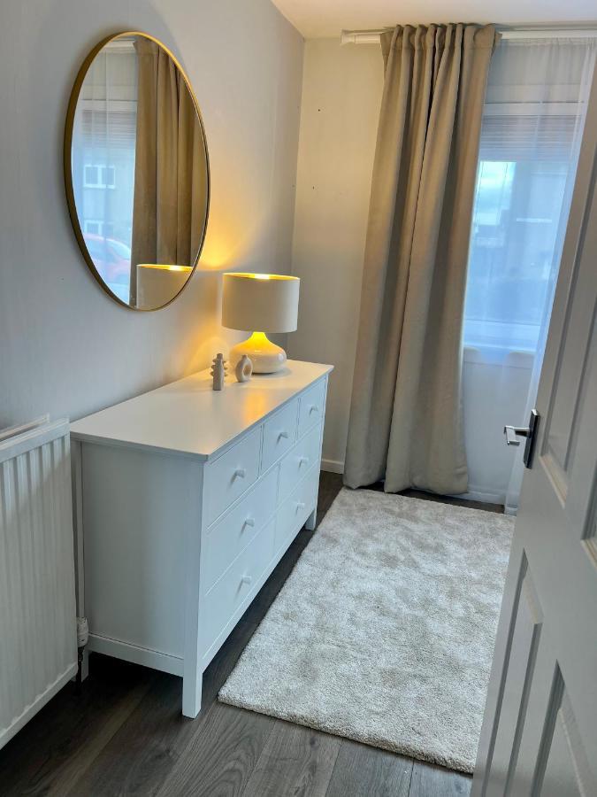 House With Garden And Parking 15 Min To City Center Édimbourg Extérieur photo